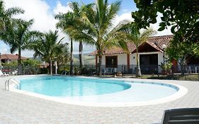 Hotel Campestre La Loma Curiti
